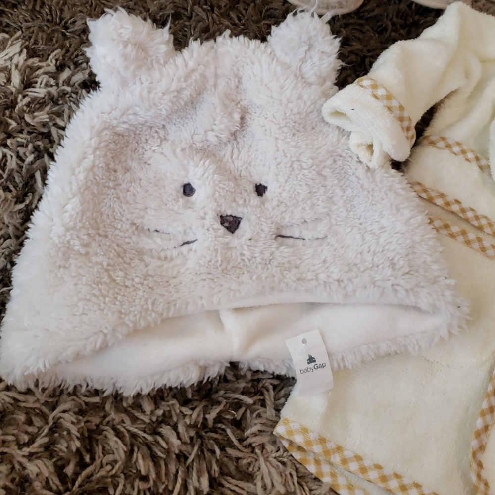 Nwt koala Baby bathrobe towel - Picture 3 of 6